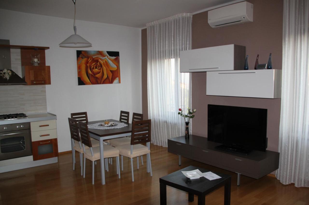 Casa Elena Apartment อัสซิซี ภายนอก รูปภาพ
