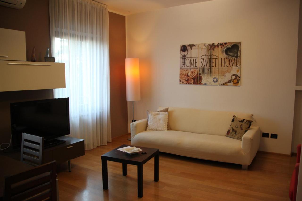 Casa Elena Apartment อัสซิซี ภายนอก รูปภาพ