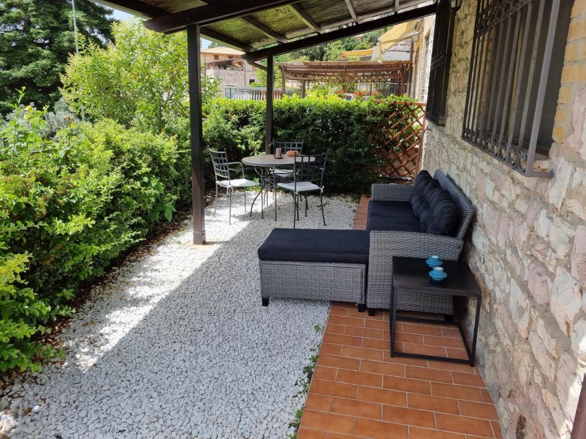 Casa Elena Apartment อัสซิซี ภายนอก รูปภาพ
