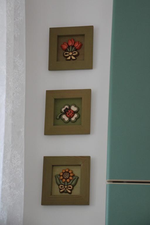 Casa Elena Apartment อัสซิซี ภายนอก รูปภาพ